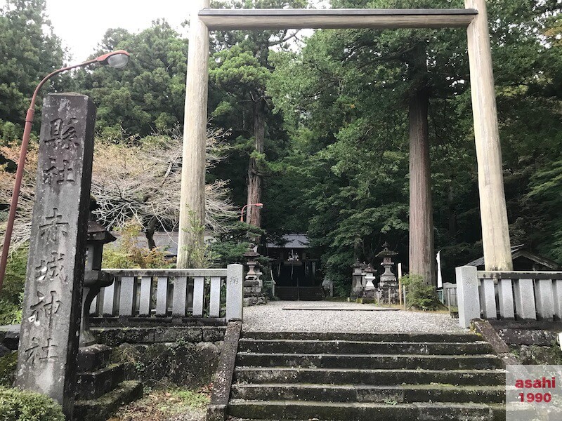三夜沢赤城神社